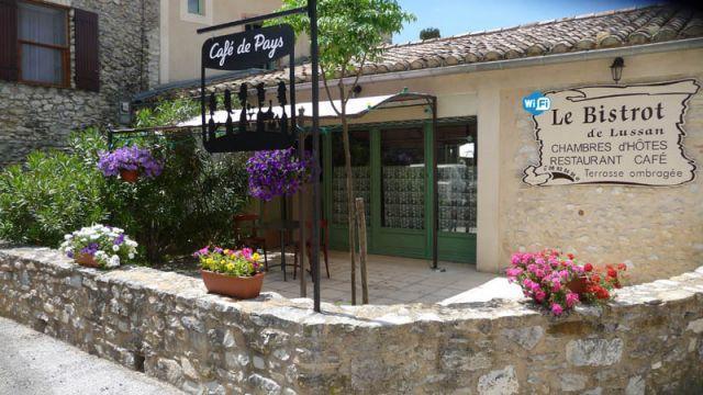 Auberge Le Bistrot De Lussan Lussan  Esterno foto